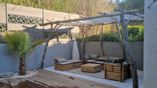 Charger l'image dans la galerie, PERGOLA EN BOIS FLOTTE 5,5 mètres x 3,5 mètres sans couverture