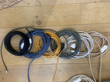 Charger l'image dans la galerie, LAMPE POTENCE MILA